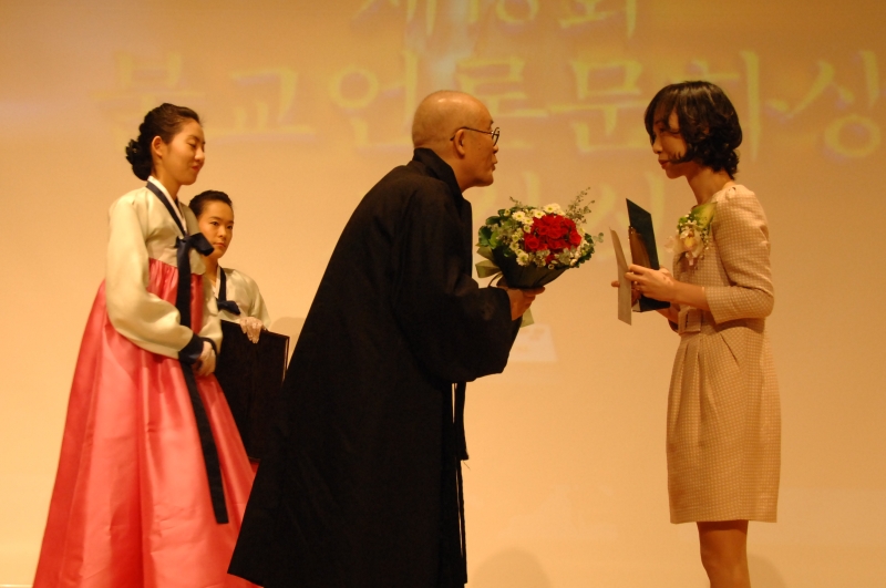 2010.12.21_언론문화상 시상식 (59)
